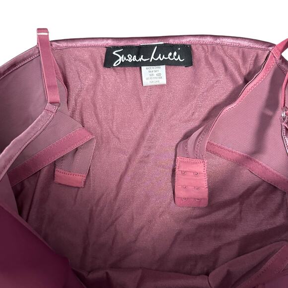 Susan Lucci Camisole Women's 42D Silky Pink Built In Bra New - Picture 4 of 6